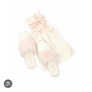 NWT | Victoria's Secret Pink Striped Slippers | Size 8